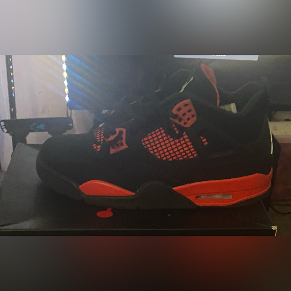 Red thunder 4s
